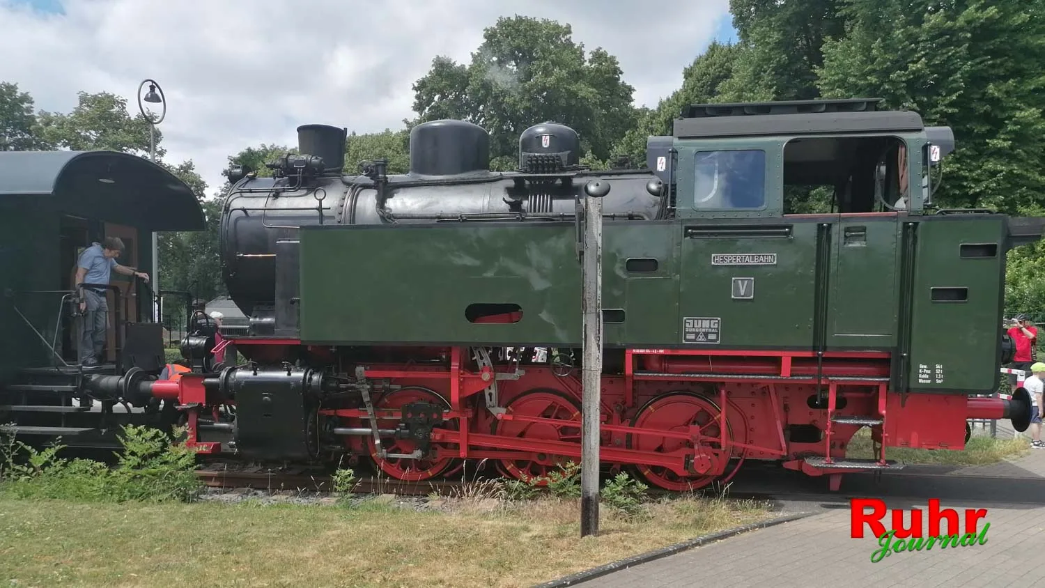 Jubiläumsfest der Hespertalbahn begeistert Besucher