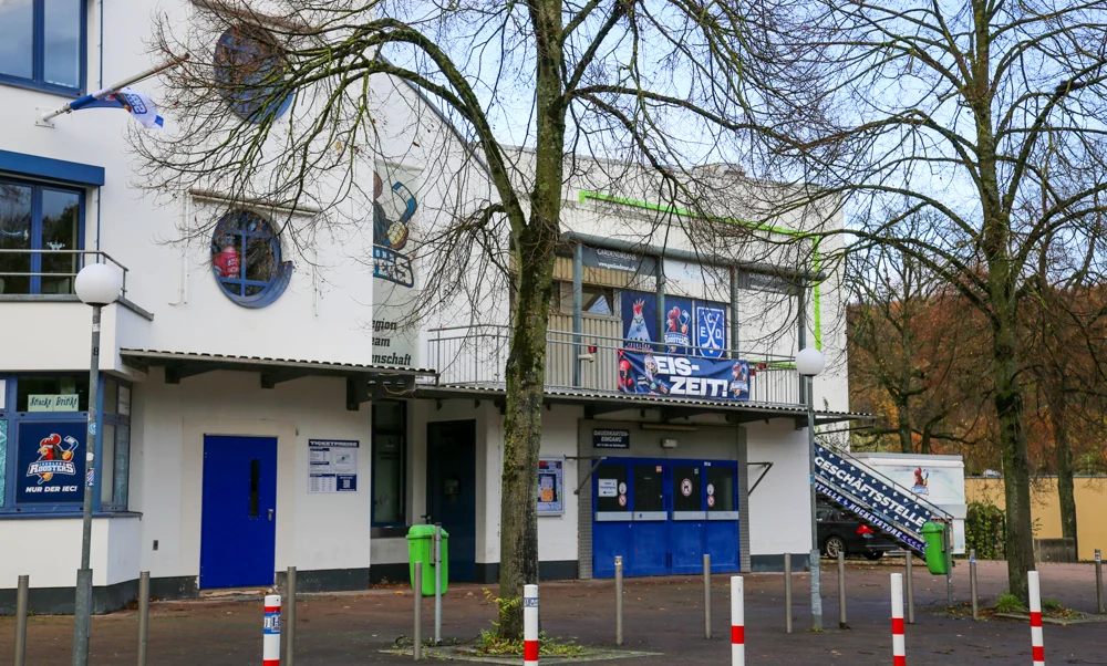 Roosters investieren eine sechsstellige Summe in die EIssporthalle