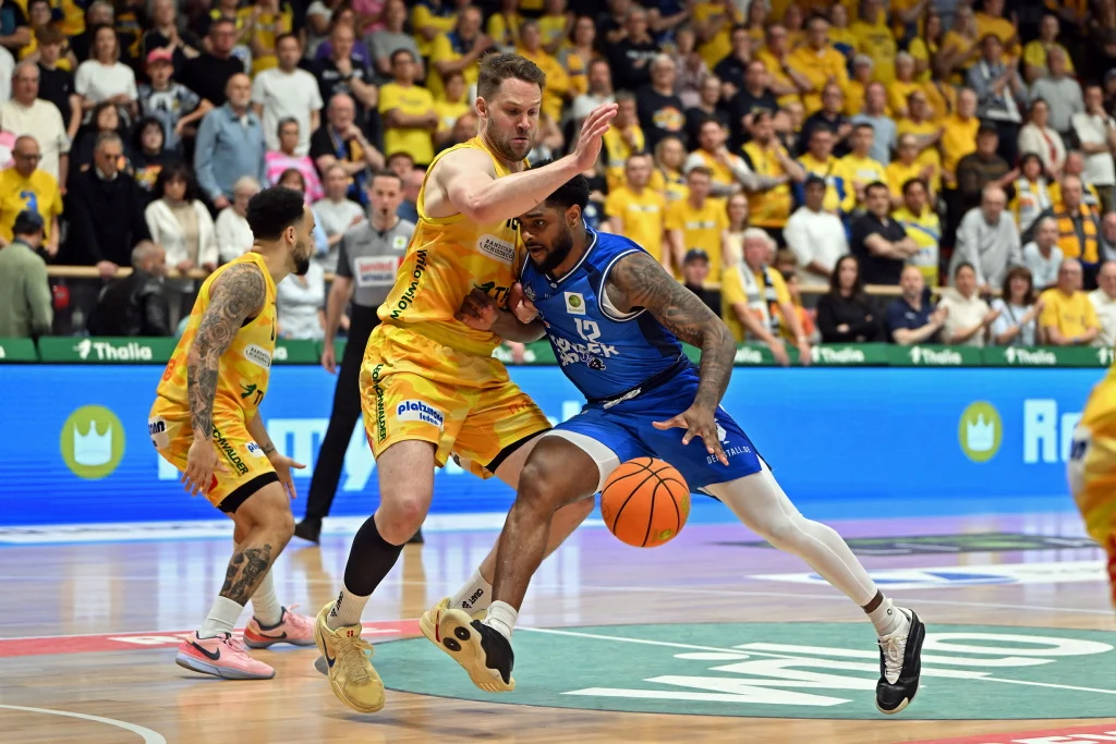 Foto : Michael Scheuermann ( Honorarpflichtig )
2. Basketball Bundesliga Pro A Saison 2025/2026
Phönix Hagen - HARKO Merlins Grailsheim 90 : 93
Ischelandhalle Hagen 25.04.2026