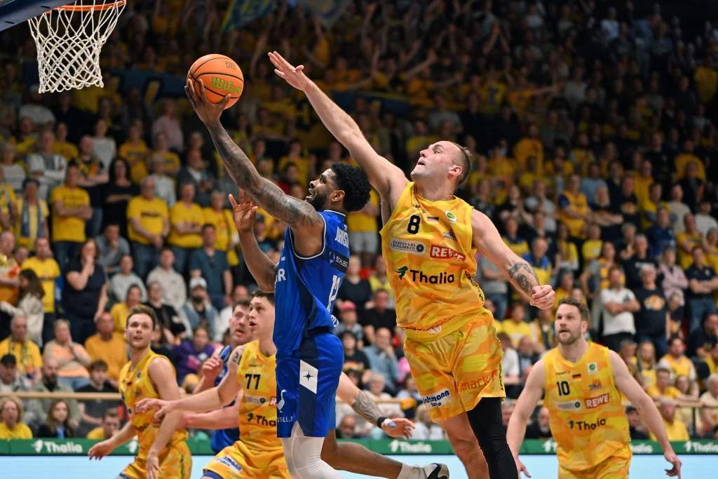 Foto : Michael Scheuermann ( Honorarpflichtig )
2. Basketball Bundesliga Pro A Saison 2025/2026
Phönix Hagen - HARKO Merlins Grailsheim 90 : 93
Ischelandhalle Hagen 25.04.2026