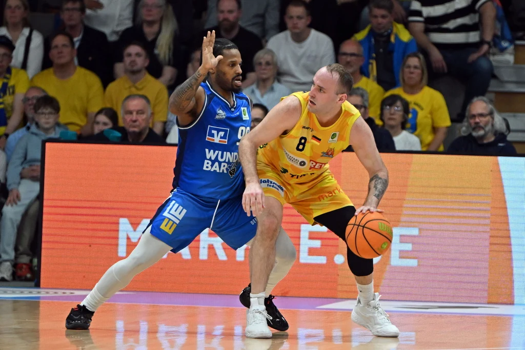 Foto : Michael Scheuermann ( Honorarpflichtig )
2. Basketball Bundesliga Pro A Saison 2025/2026
Phönix Hagen - HARKO Merlins Grailsheim 90 : 93
Ischelandhalle Hagen 25.04.2026