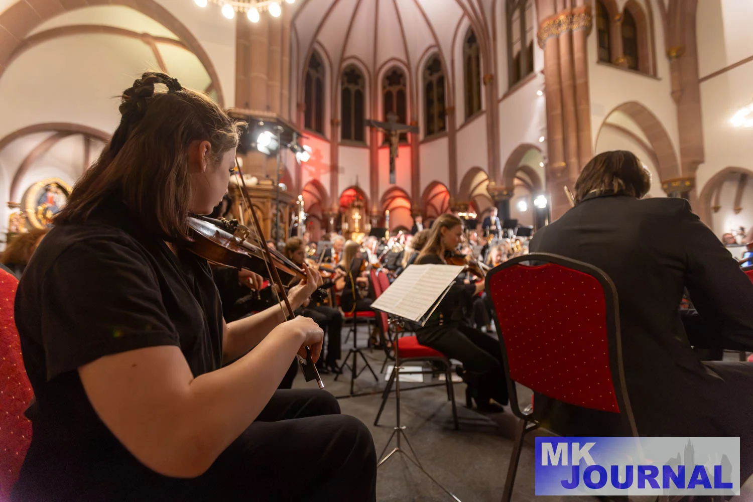 Märkisches Jugendsinfonieorchester begeistert mit „SHALOM“ im Kiliansdom Letmathe
