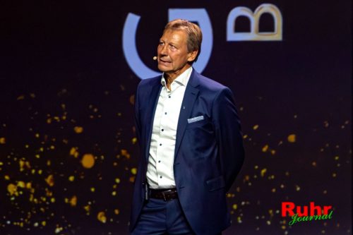 SES HOFDFM20251006-113