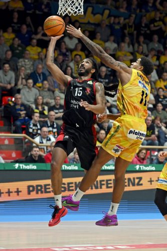 Basketball : Phönix Hagen - Bayer Giants Leverkusen