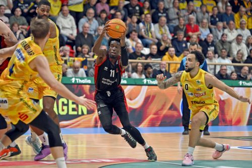 Basketball : Phönix Hagen - Bayer Giants Leverkusen