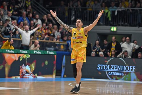 Basketball : Phönix Hagen - Bayer Giants Leverkusen