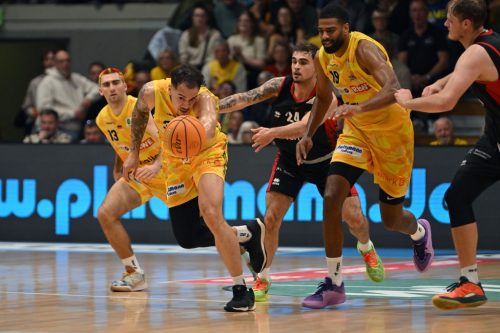 Basketball : Phönix Hagen - Bayer Giants Leverkusen